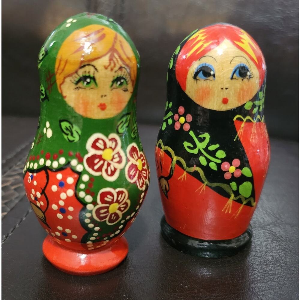 Two Russian babushka dolls